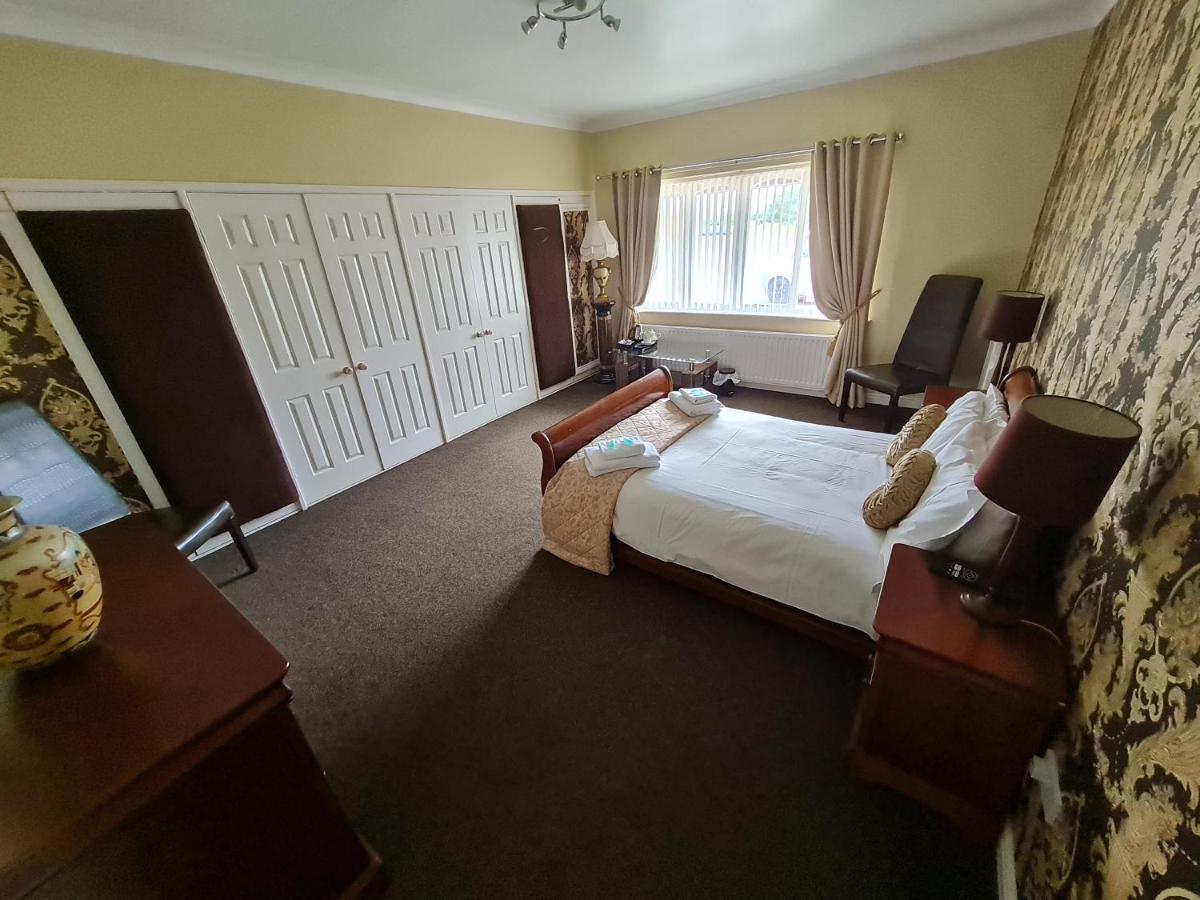 The Mayfair Lodge & Family Suite Хартлпул Екстериор снимка